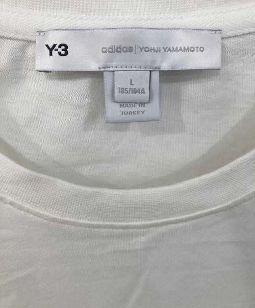 Y-3（ワイスリー）Y-3 (ワイスリー) GRAPHIC SS TEE/グラフィック・ショートスリーブ・ティー ホワイト サイズ:SIZE Lの古着・服飾アイテム