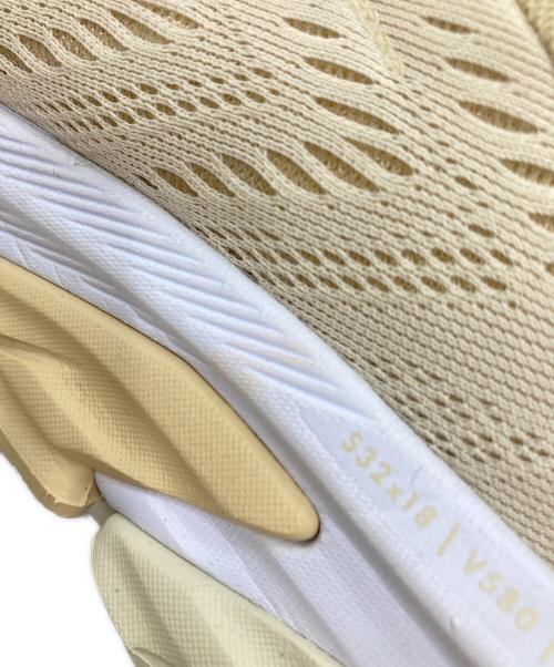 HOKA（ホカ）HOKA (ホカ) M CLIFTON EDGE/エム クリフトン エッジ ベージュ サイズ:SIZE 24の古着・服飾アイテム