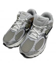 NIKE（ナイキ）の古着「V5 ランナー スニーカー」｜シルバー
