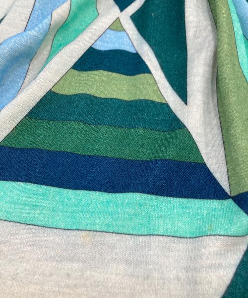 Emilio Pucci（エミリオ プッチ）Emilio Pucci (エミリオ プッチ) カシュクールワンピース グリーン サイズ:SIZE 34の古着・服飾アイテム