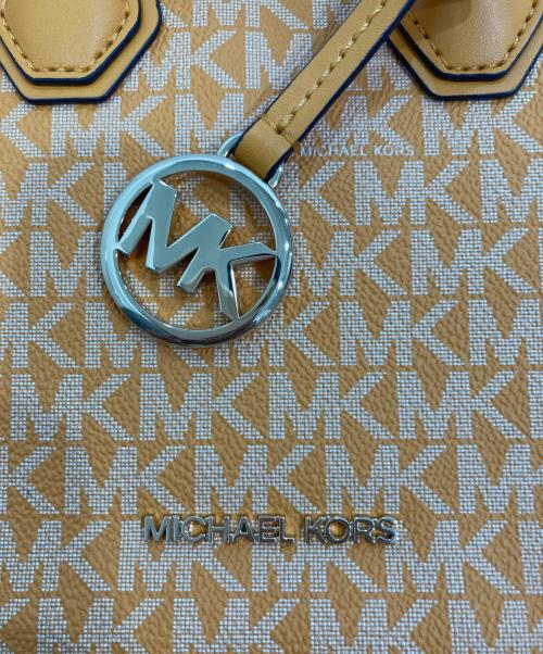 MICHAEL KORS（マイケルコース）MICHAEL KORS (マイケルコース) ショルダーバッグ イエローの古着・服飾アイテム