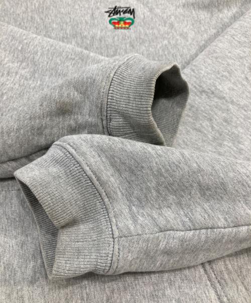 stussy（ステューシー）stussy (ステューシー) プルオーバーパーカー グレー サイズ:SIZE Mの古着・服飾アイテム