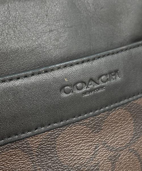 COACH（コーチ）COACH (コーチ) シグネチャーショルダーバッグ ブラウンの古着・服飾アイテム