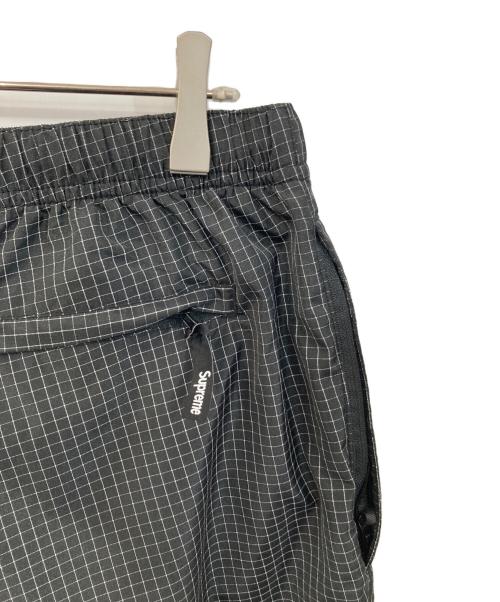 SUPREME（シュプリーム）SUPREME (シュプリーム) Reflective Ripstop Track Pant　リフレクティブ　リップストップ　トラックパンツ ブラック サイズ:SIZE Sの古着・服飾アイテム