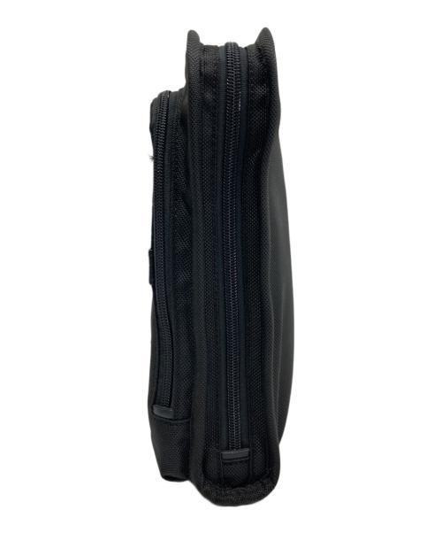 TUMI（トゥミ）TUMI (トゥミ) クラッチバッグ ブラックの古着・服飾アイテム