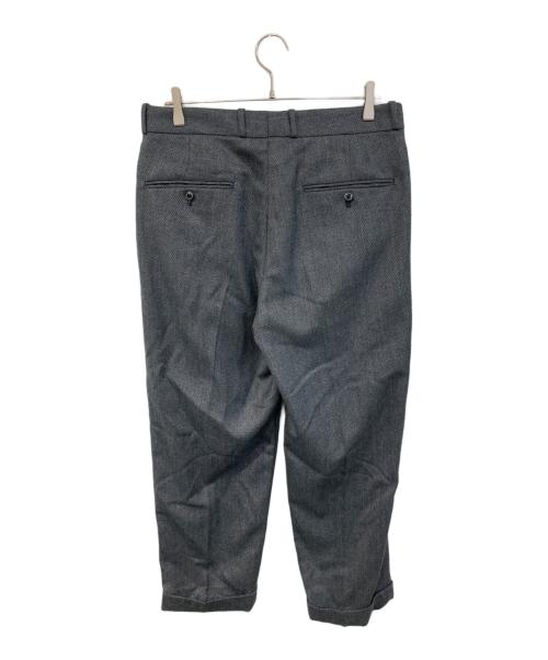 TOMORROW LAND（トゥモローランド）TOMORROW LAND (トゥモローランド) タックテーパードッスラックス グレー サイズ:SIZE M 未使用品の古着・服飾アイテム