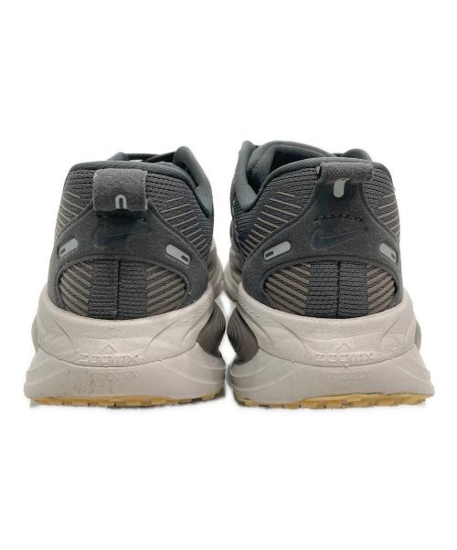 NIKE（ナイキ）NIKE (ナイキ) Vomero 18/ボメロ 18 グレー サイズ:SIZE 26.5cmの古着・服飾アイテム