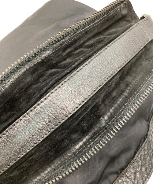GIVENCHY（ジバンシィ）GIVENCHY (ジバンシィ) レザーワンショルダーバッグ ブラックの古着・服飾アイテム