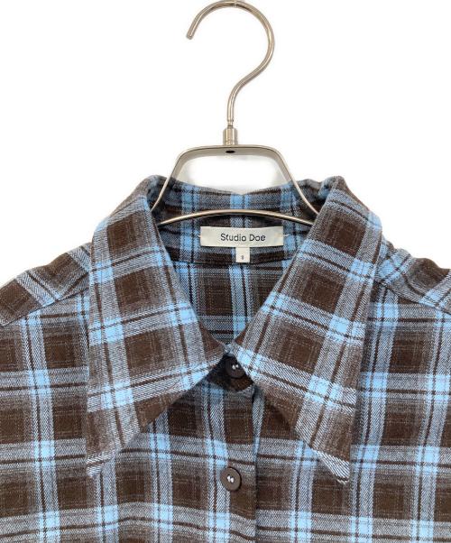 STUDIO DOE（スタジオドゥ）STUDIO DOE (スタジオドゥ) オーバーサイズチェックシャツ ブルー×ブラウン サイズ:SIZE Sの古着・服飾アイテム