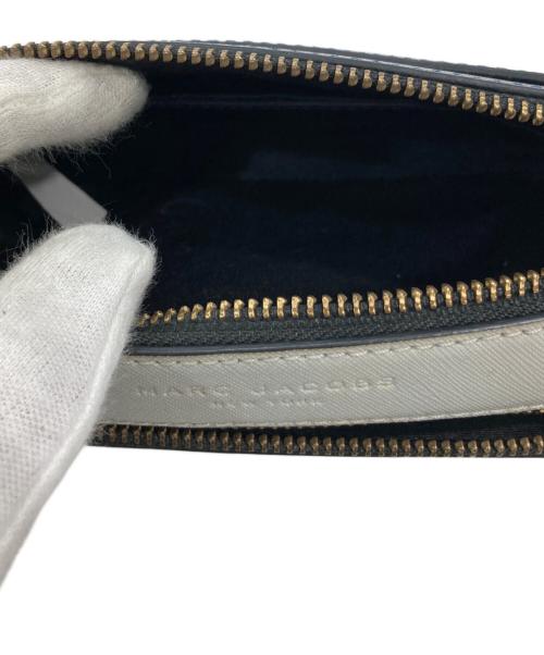 MARC JACOBS（マークジェイコブス）MARC JACOBS (マークジェイコブス) スナップショットショルダーバッグ ネイビーの古着・服飾アイテム