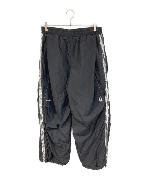 UMBRO（アンブロ）UMBRO (アンブロ) vaultroom (ボルトルーム) ナイロンパンツ ブラック サイズ:SIZE XLの古着・服飾アイテム