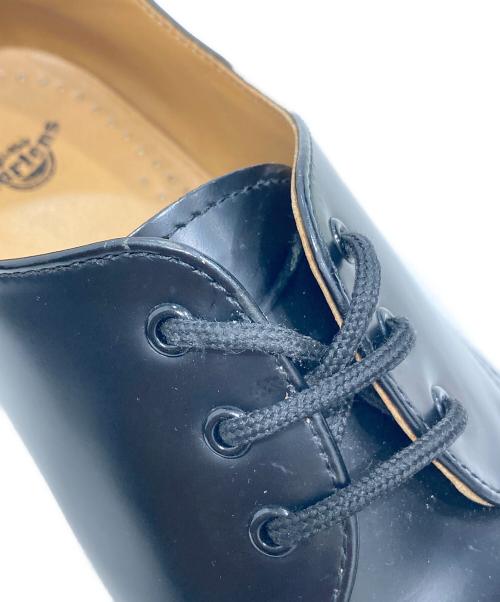Dr.Martens（ドクターマーチン）Dr.Martens (ドクターマーチン) ３ホールシューズ ブラック サイズ:SIZE UK8の古着・服飾アイテム