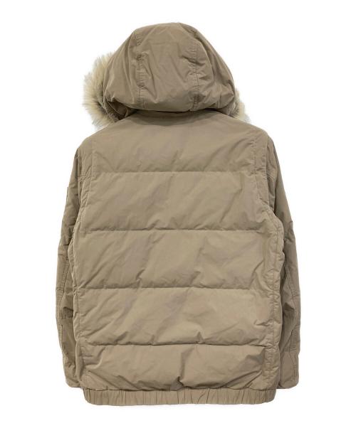 BURBERRY BLACK LABEL（バーバリーブラックレーベル）BURBERRY BLACK LABEL (バーバリーブラックレーベル) ファー付きダウンジャケット ベージュ サイズ:SIZE Lの古着・服飾アイテム