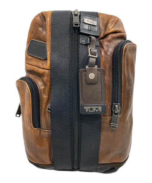TUMI（トゥミ）TUMI (トゥミ) Alpha Bravo Leather Monterey Sling/アルファ ブラボー レザー モントレー スリング ブラウンの古着・服飾アイテム