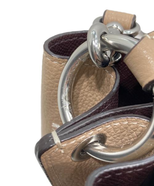 COACH（コーチ）COACH (コーチ) チャーリー バケット 2wayバッグ ベージュの古着・服飾アイテム
