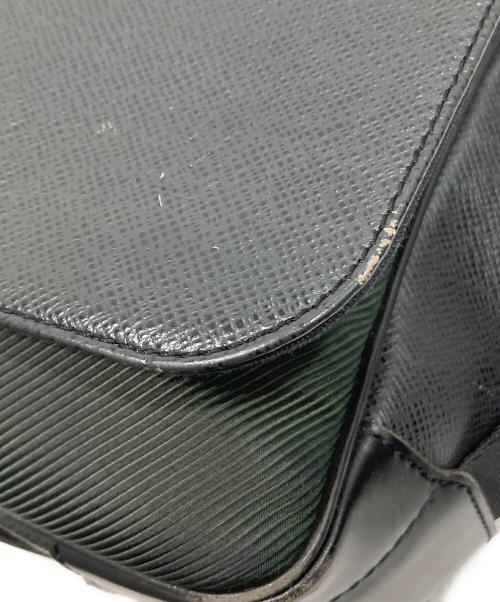 LOUIS VUITTON（ルイ ヴィトン）LOUIS VUITTON (ルイ ヴィトン) タイガ アルドワーズ ショルダーバッグ ブラックの古着・服飾アイテム