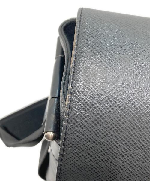 LOUIS VUITTON（ルイ ヴィトン）LOUIS VUITTON (ルイ ヴィトン) タイガ アルドワーズ ショルダーバッグ ブラックの古着・服飾アイテム