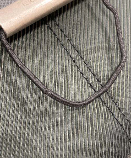 LOUIS VUITTON（ルイ ヴィトン）LOUIS VUITTON (ルイ ヴィトン) タイガ アルドワーズ ショルダーバッグ ブラックの古着・服飾アイテム