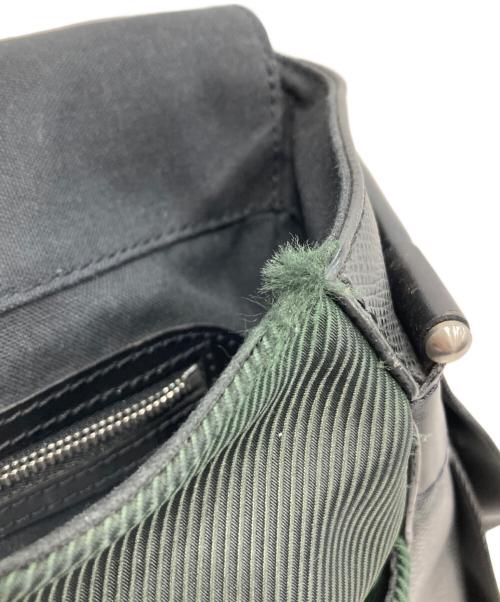 LOUIS VUITTON（ルイ ヴィトン）LOUIS VUITTON (ルイ ヴィトン) タイガ アルドワーズ ショルダーバッグ ブラックの古着・服飾アイテム