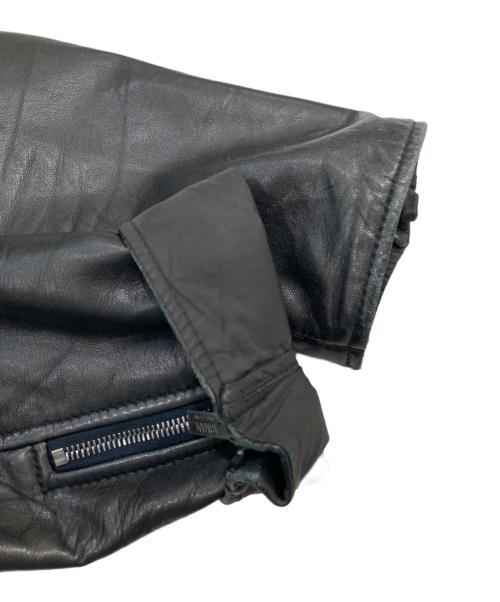 ARMANI COLLEZIONI（アルマーニ コレツィオーニ）ARMANI COLLEZIONI (アルマーニ コレツィオーニ) レザージャケット ブラック サイズ:SIZE 48の古着・服飾アイテム