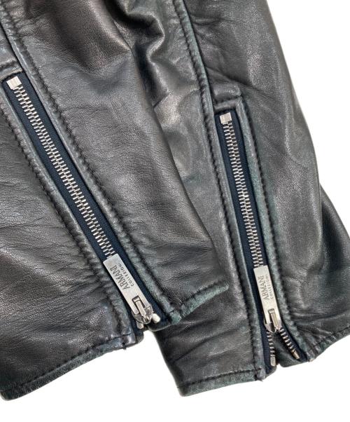 ARMANI COLLEZIONI（アルマーニ コレツィオーニ）ARMANI COLLEZIONI (アルマーニ コレツィオーニ) レザージャケット ブラック サイズ:SIZE 48の古着・服飾アイテム