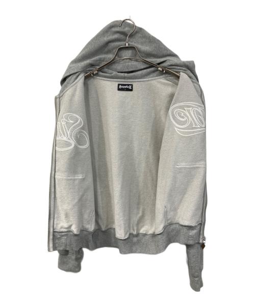 SUPPLIER（サプライヤー）SUPPLIER (サプライヤー) ロゴジップパーカー グレー サイズ:SIZE Mの古着・服飾アイテム