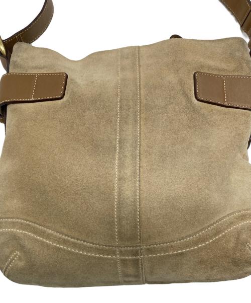 COACH（コーチ）COACH (コーチ) SOHO スウェード×レザーショルダーバッグ ベージュの古着・服飾アイテム