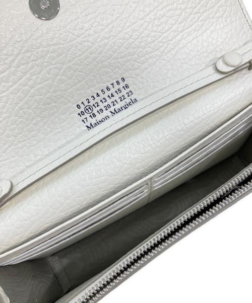 Maison Margiela（メゾンマルジェラ）Maison Margiela (メゾンマルジェラ) 4ステッチチェーンウォレット ホワイトの古着・服飾アイテム