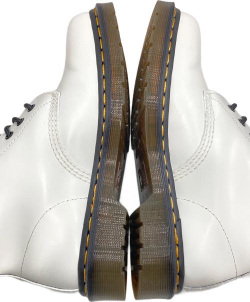 Dr.Martens（ドクターマーチン）Dr.Martens (ドクターマーチン) 8ホールブーツ ホワイト サイズ:SIZE 7の古着・服飾アイテム