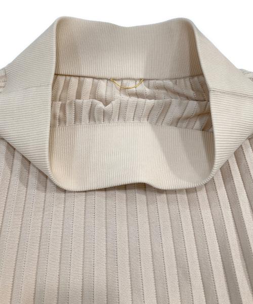 DEUXIEME CLASSE（ドゥーズィエム クラス）DEUXIEME CLASSE (ドゥーズィエム クラス) beauty pleated スカート ベージュ サイズ:SIZE 38の古着・服飾アイテム