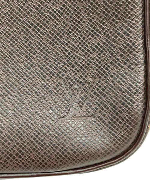 LOUIS VUITTON（ルイ ヴィトン）LOUIS VUITTON (ルイ ヴィトン) ポーチ レッドの古着・服飾アイテム