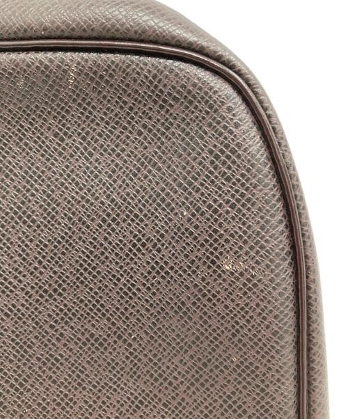 LOUIS VUITTON（ルイ ヴィトン）LOUIS VUITTON (ルイ ヴィトン) ポーチ レッドの古着・服飾アイテム