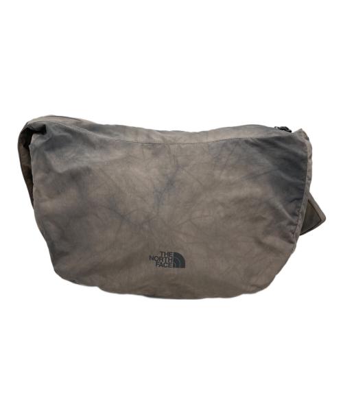 THE NORTH FACE（ザ ノース フェイス）THE NORTH FACE (ザ ノース フェイス) NEW HOBO BAG　ニュー・ホーボー・バッグ グレーの古着・服飾アイテム