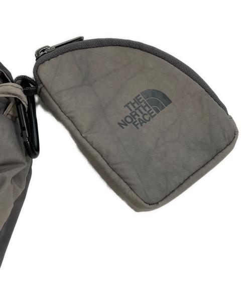 THE NORTH FACE（ザ ノース フェイス）THE NORTH FACE (ザ ノース フェイス) NEW HOBO BAG　ニュー・ホーボー・バッグ グレーの古着・服飾アイテム