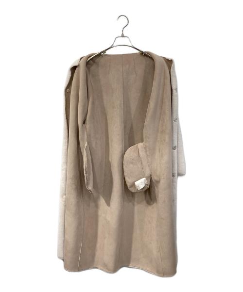 HER LIP TO（ハーリップトゥ）HER LIP TO (ハーリップトゥ) Faux Fur Reversible Coat/フォー・ファー・リバーシブル・コート ホワイト サイズ:SIZE Mの古着・服飾アイテム