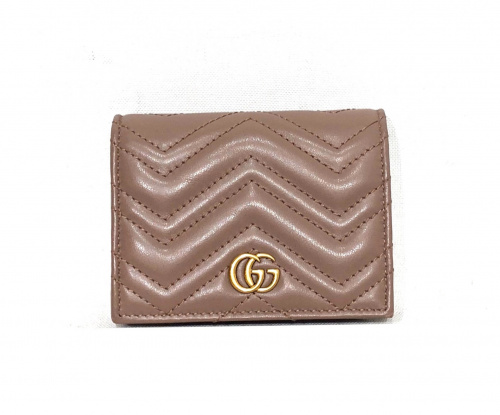 GUCCI（グッチ）GUCCI (グッチ) 2つ折り財布 ピンク サイズ:なし GGマーモント 466492 525040の古着・服飾アイテム