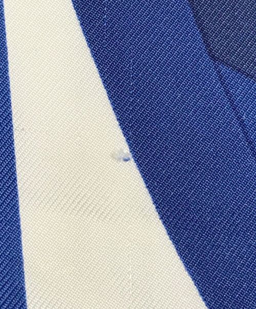 LOUIS VUITTON（ルイ ヴィトン）LOUIS VUITTON (ルイ ヴィトン) シルクスカーフ ネイビーの古着・服飾アイテム