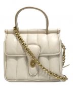 COACHコーチ）の古着「キルティングショルダーバッグ」｜ホワイト