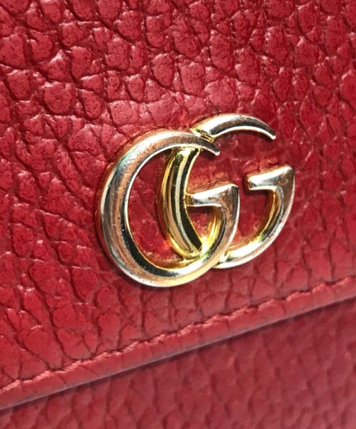 GUCCI（グッチ）GUCCI (グッチ) GGマーモント二つ折り財布 レッドの古着・服飾アイテム