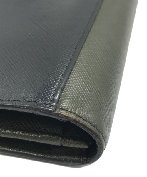 PRADA（プラダ）PRADA (プラダ) バイカラーロングウォレット ブラックの古着・服飾アイテム
