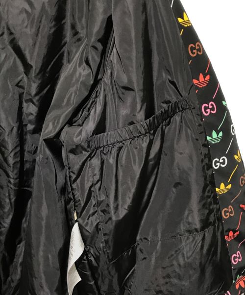GUCCI（グッチ）GUCCI (グッチ) adidas (アディダス) トレフォイル ストライプ ジャケット ブラック サイズ:48の古着・服飾アイテム