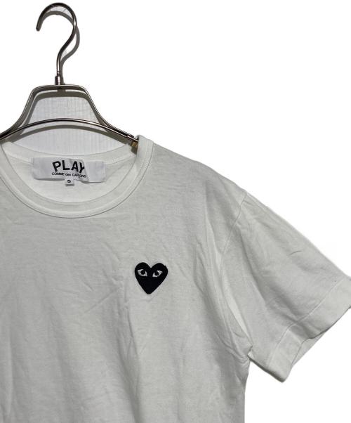 PLAY COMME des GARCONS（プレイコムデギャルソン）PLAY COMME des GARCONS (プレイ コムデギャルソン) ハートワッペンTシャツ ホワイト サイズ:Sの古着・服飾アイテム