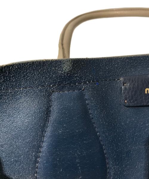 MIU MIU（ミュウミュウ）MIU MIU (ミュウミュウ) リバーシブルレザートートバッグ グレーの古着・服飾アイテム