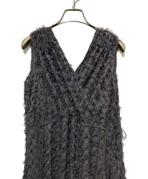 FRAY ID（フレイ アイディー）FRAY ID (フレイ アイディー) フリンジジャガードカシュクールワンピース グレーの古着・服飾アイテム