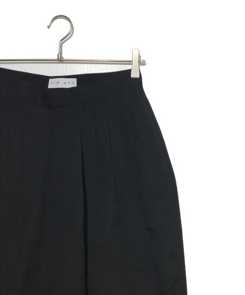 RIM.ARK（リムアーク）RIM.ARK (リムアーク) Many tuck curve PT ブラック サイズ:38の古着・服飾アイテム