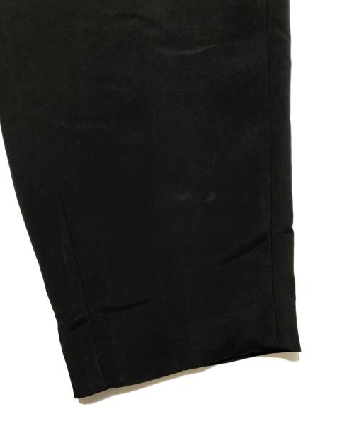 RIM.ARK（リムアーク）RIM.ARK (リムアーク) Many tuck curve PT ブラック サイズ:38の古着・服飾アイテム