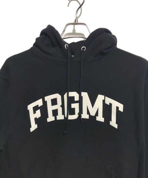 FRAGMENT DESIGN（フラグメントデザイン）FRAGMENT DESIGN (フラグメントデザイン) UNIVERSITY FRGMT UNV Hoodie ブラック サイズ:Mの古着・服飾アイテム