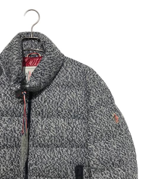 MONCLER GRENOBLE（モンクレール グルノーブル）MONCLER GRENOBLE (モンクレール グルノーブル) BARNES ニットダウンジャケット ネイビー×ホワイト サイズ:4の古着・服飾アイテム