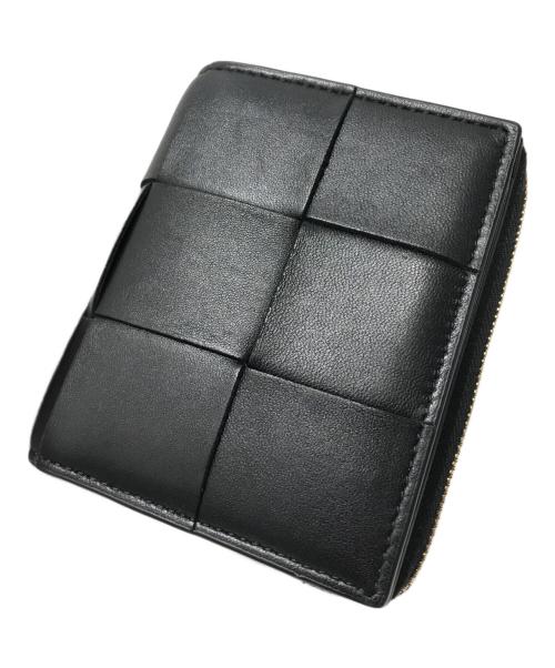 BOTTEGA VENETA（ボッテガベネタ）BOTTEGA VENETA (ボッテガベネタ) スモール カセット 二つ折りファスナーウォレット ブラックの古着・服飾アイテム