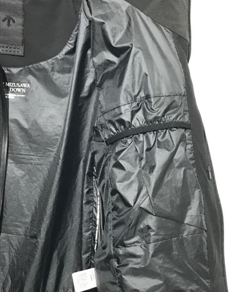DESCENTE ALLTERRAIN（デザイント オルテライン）Descente ALLTERRAIN (デザイント オルテライン) MOUNTAINEERダウンジャケット ブラック サイズ:Lの古着・服飾アイテム